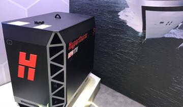 На выставке Euroblech в Ганновере осенью 2018 года компания Hypertherm объявила о старте продаж нового источника плазменной резки XPR170. Теперь он доступен и для Российских предприятий .